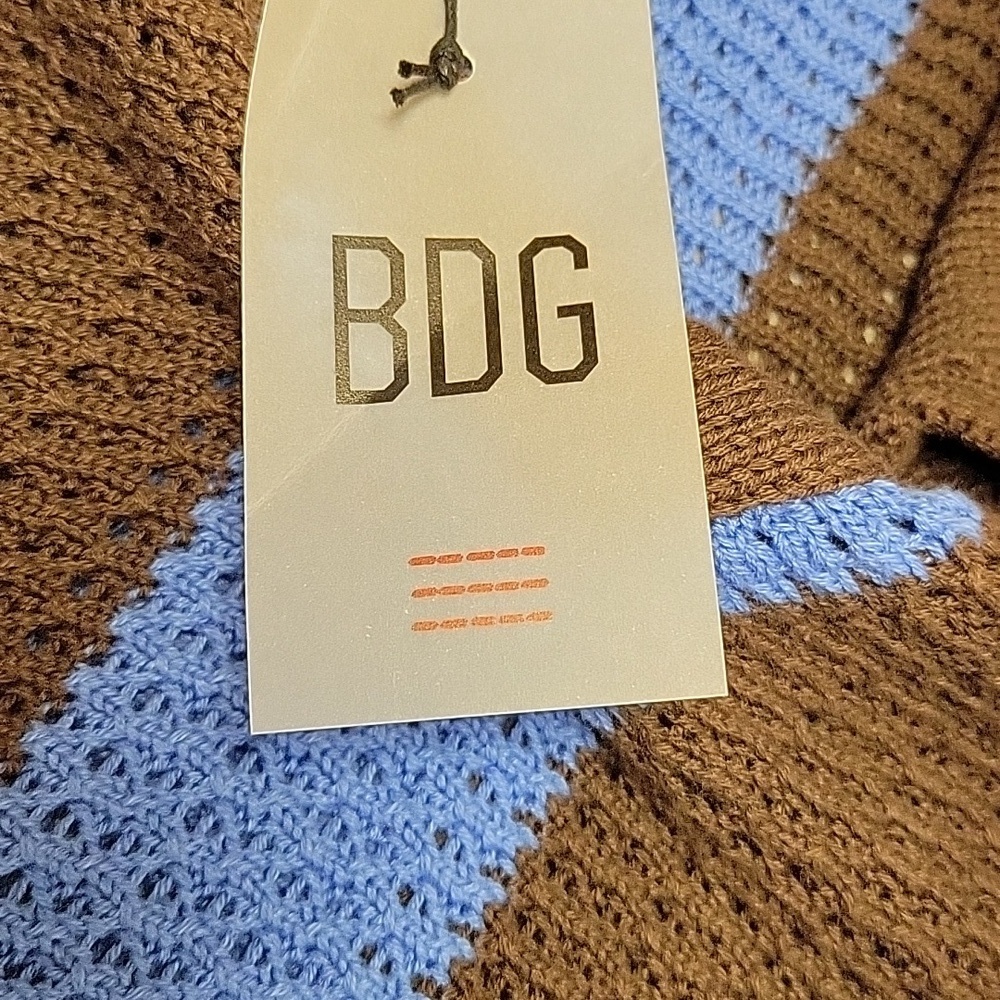 BDG V-Neck Sweater in Blue and Brown Stripes, Women's Med New Oversize - Picture 8 of 8